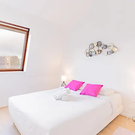 Les Yeux Sur La - Centre Apartman *